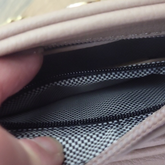 MADISON WEST Mauve/Tan Mini to Convertible Chain Crossbody Bag - Picture 12 of 15